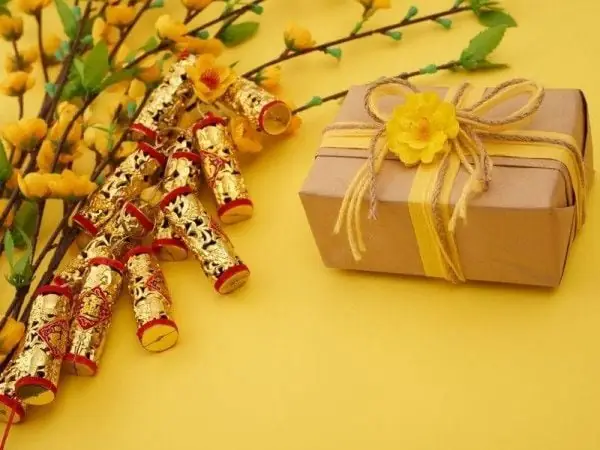 Gợi Ý Quà Tặng Sếp Cuối Năm Ý Nghĩa & Tinh Tế Nhất