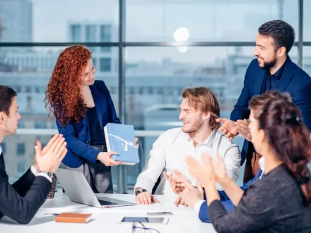 quà tặng sếp mạ vàng quà tặng sếp mạ vàng