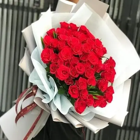Hướng Dẫn Chọn Quà Tặng Sinh Nhật Cho Người Thân Ý Nghĩa