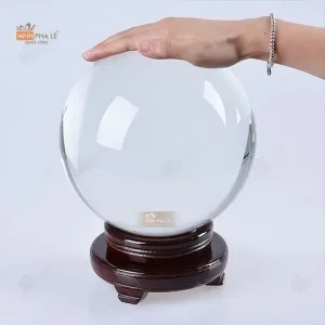 Quà Tặng Thủy Tinh Pha Lê: Ý Nghĩa, Loại Hình và Kinh Nghiệm Chọn Lựa