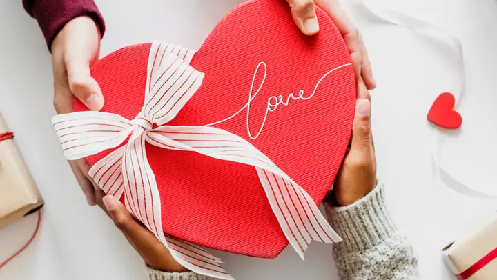 Quà Tặng Valentine Hà Nội: Gợi Ý Chi Tiết Từ Các Shop Hàng Đầu Quà Tặng Valentine Hà Nội: Gợi Ý Chi Tiết Từ Các Shop Hàng Đầu