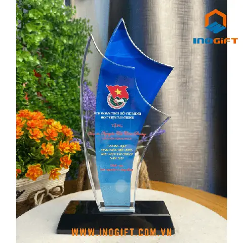 Quà Tặng Year End Party: Hướng Dẫn Chọn Lựa Ý Nghĩa và Ấn Tượng