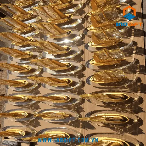 Quà Tặng Year End Party: Hướng Dẫn Chọn Lựa Ý Nghĩa và Ấn Tượng