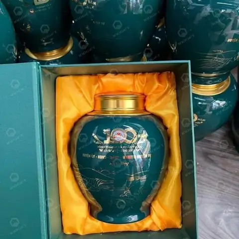 Quà Tặng Year End Party: Hướng Dẫn Chọn Lựa Ý Nghĩa và Ấn Tượng