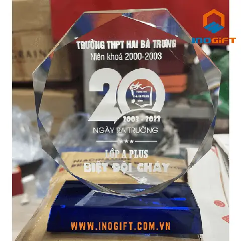 Quà Tặng Year End Party: Hướng Dẫn Chọn Lựa Ý Nghĩa và Ấn Tượng