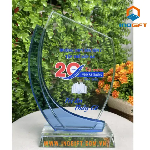 Quà Tặng Year End Party: Hướng Dẫn Chọn Lựa Ý Nghĩa và Ấn Tượng