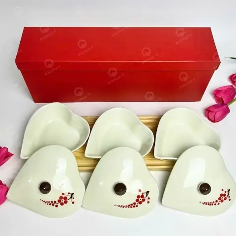 Quà Tặng Year End Party: Hướng Dẫn Chọn Lựa Ý Nghĩa và Ấn Tượng