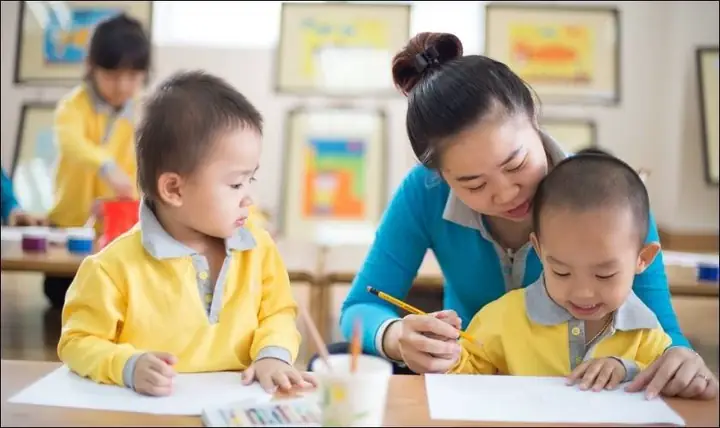 Gợi ý quà Tết cho cô giáo mầm non ý nghĩa và thiết thực Gợi ý quà Tết cho cô giáo mầm non ý nghĩa và thiết thực