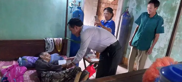 Quà Trực Tuyến Tây Sơn: Làm Sao Chọn Được Món Quà Ưng Ý? Quà Trực Tuyến Tây Sơn: Làm Sao Chọn Được Món Quà Ưng Ý?