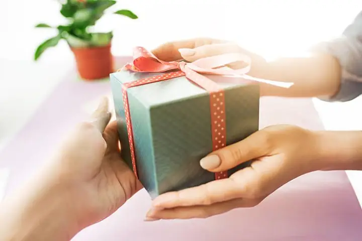 Chọn Shop Bán Quà Sinh Nhật TPHCM: Đánh Giá Chi Tiết Các Địa Chỉ