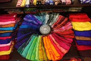 Top Shop Quà Lưu Niệm Bình Dương: Lựa Chọn Nào Đáng Ghé?