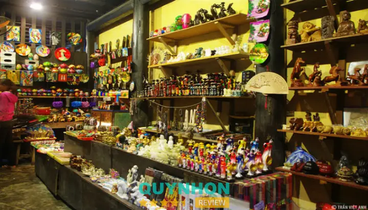 Khám Phá Shop Quà Lưu Niệm Hân Khang: Địa Chỉ Và Sản Phẩm