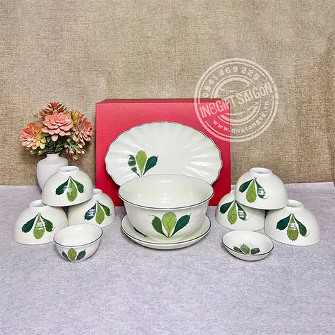 Bộ bàn ăn gốm sứ: