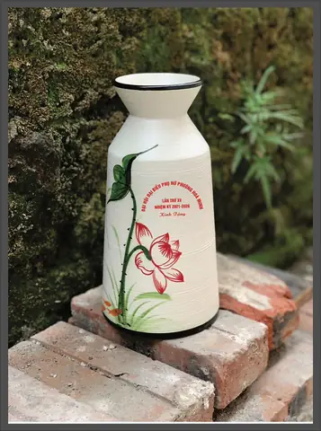 Bình hoa gốm sứ Bát Tràng: