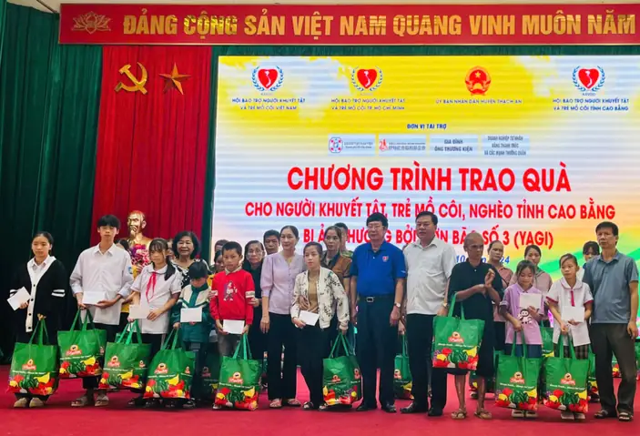 Làm thế nào để tặng quà ý nghĩa cho người khuyết tật?