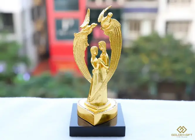 Tặng quà chồng ngày Valentine: Hướng dẫn chọn quà ý nghĩa nhất