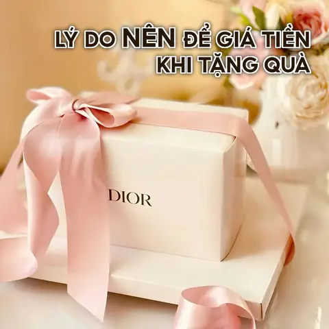 Tặng quà có nên để giá tiền? Phân tích sâu và lời khuyên hữu ích Tặng quà có nên để giá tiền? Phân tích sâu và lời khuyên hữu ích