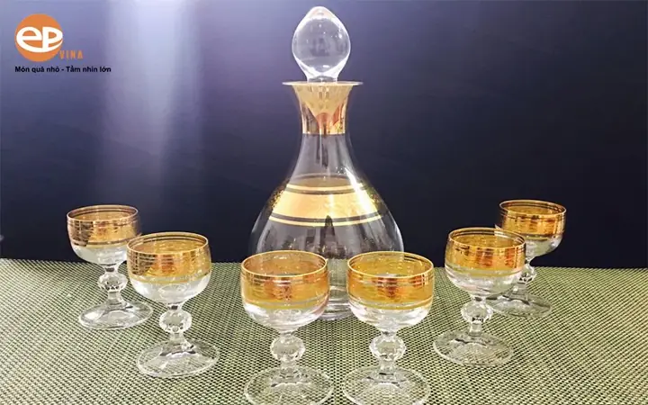 Tặng Quà Gì Cho Khách Hàng VIP? Hướng Dẫn Chọn Lựa Từ A-Z Tặng Quà Gì Cho Khách Hàng VIP? Hướng Dẫn Chọn Lựa Từ A-Z