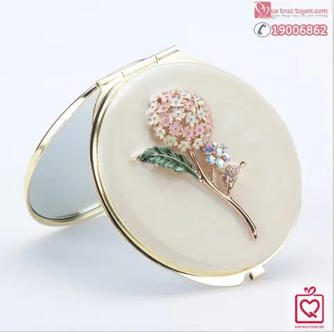 Gợi ý tặng quà kỷ niệm cho đồng nghiệp ý nghĩa và tinh tế
