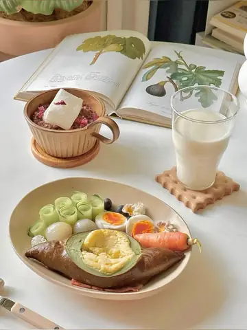 Khóa học online về nấu ăn, yoga