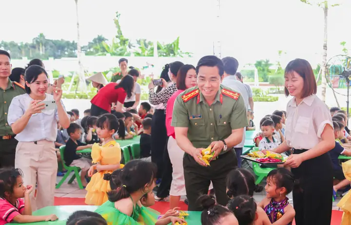 Bí quyết tặng quà Tết Thiếu Nhi ý nghĩa cho bé yêu Bí quyết tặng quà Tết Thiếu Nhi ý nghĩa cho bé yêu