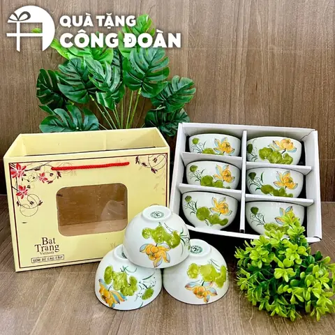 Tặng quà Tháng Công nhân: Gợi ý Quà tặng thiết thực và Ý nghĩa Tặng quà Tháng Công nhân: Gợi ý Quà tặng thiết thực và Ý nghĩa