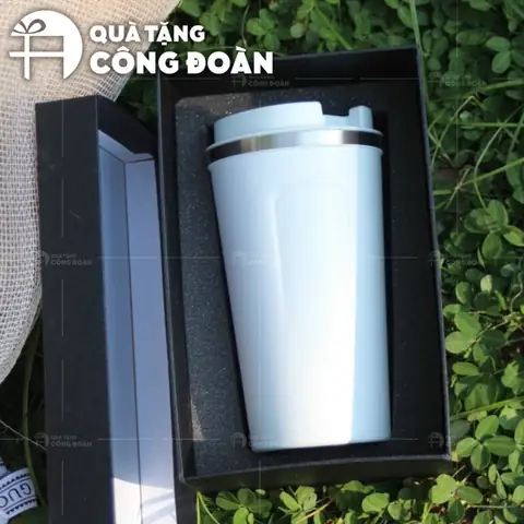 Tặng quà Tháng Công nhân: Gợi ý Quà tặng thiết thực và Ý nghĩa Tặng quà Tháng Công nhân: Gợi ý Quà tặng thiết thực và Ý nghĩa