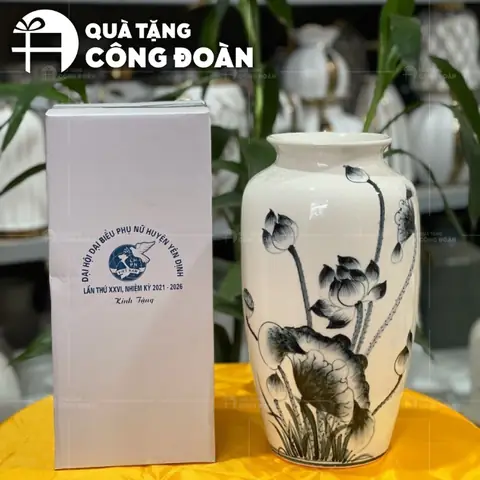 Tặng quà Tháng Công nhân: Gợi ý Quà tặng thiết thực và Ý nghĩa Tặng quà Tháng Công nhân: Gợi ý Quà tặng thiết thực và Ý nghĩa