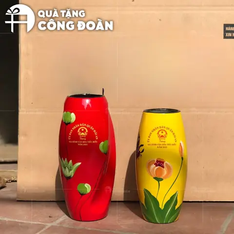 Tặng quà Tháng Công nhân: Gợi ý Quà tặng thiết thực và Ý nghĩa Tặng quà Tháng Công nhân: Gợi ý Quà tặng thiết thực và Ý nghĩa