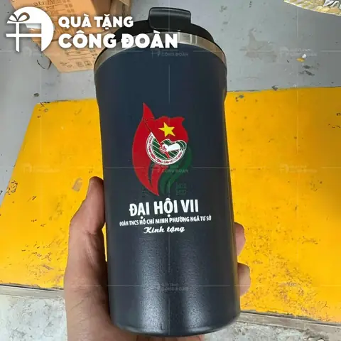 Tặng quà Tháng Công nhân: Gợi ý Quà tặng thiết thực và Ý nghĩa Tặng quà Tháng Công nhân: Gợi ý Quà tặng thiết thực và Ý nghĩa
