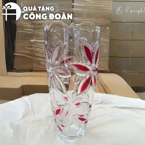 Tặng quà Tháng Công nhân: Gợi ý Quà tặng thiết thực và Ý nghĩa Tặng quà Tháng Công nhân: Gợi ý Quà tặng thiết thực và Ý nghĩa