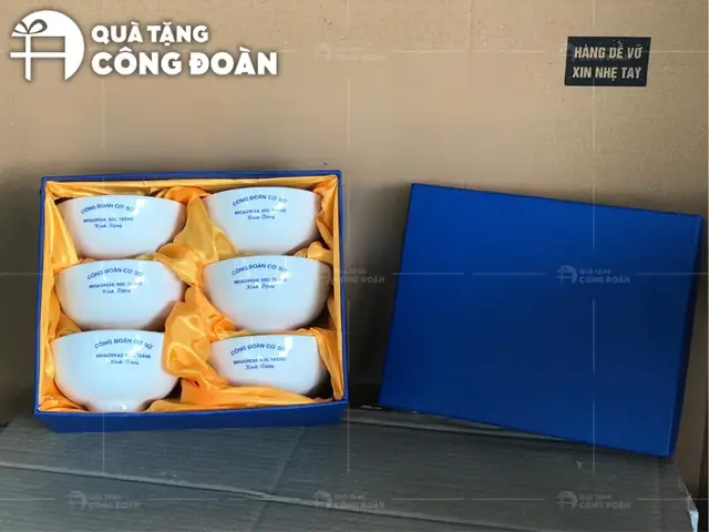 Tặng quà Tháng Công nhân: Gợi ý Quà tặng thiết thực và Ý nghĩa Tặng quà Tháng Công nhân: Gợi ý Quà tặng thiết thực và Ý nghĩa