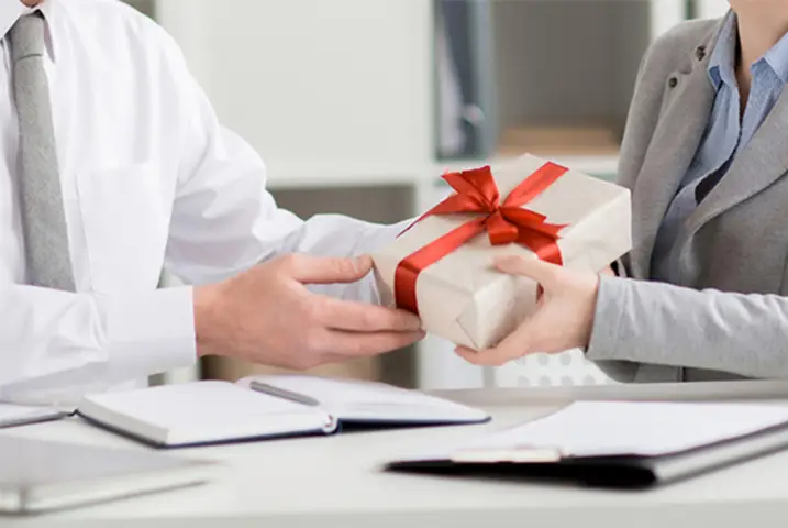 Cẩm nang văn hóa tặng quà trong kinh doanh đa quốc gia