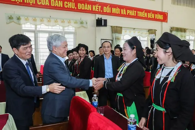 Thăm tặng quà Tết cho người nghèo: Ý nghĩa và cách thực hiện