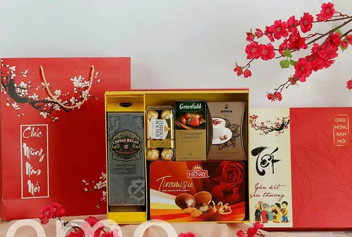 Thiết Kế Hộp Quà Cao Cấp: Hướng Dẫn Tạo Ấn Tượng Đẳng Cấp