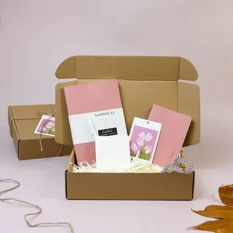 Dịch Vụ Thiết Kế Quà Tặng Theo Yêu Cầu: Hướng Dẫn Từ A-Z