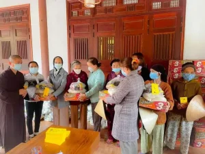 Hướng Dẫn Viết Thư Ngỏ Vận Động Quà Tết Hiệu Quả