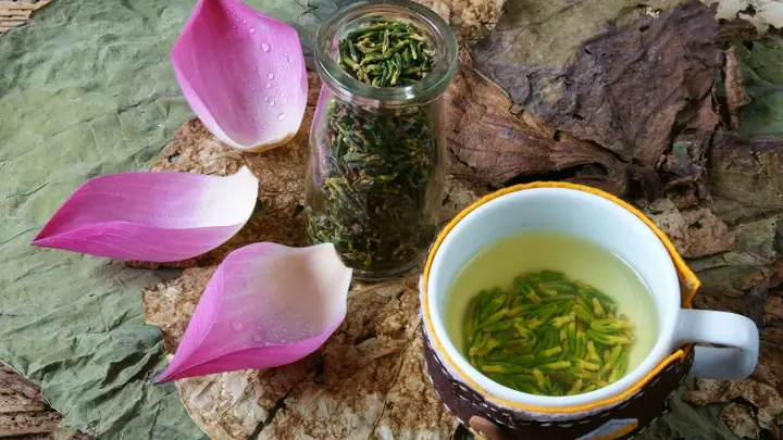 Cách chọn trà ngon làm quà tặng theo tính cách người nhận Cách chọn trà ngon làm quà tặng theo tính cách người nhận