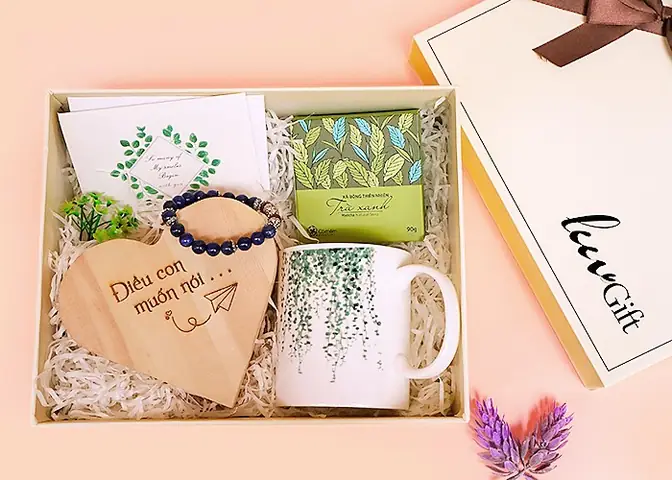 Tư Vấn Mua Quà Sinh Nhật Cho Mẹ Người Yêu: Chọn Sao Cho Tinh Tế? Tư Vấn Mua Quà Sinh Nhật Cho Mẹ Người Yêu: Chọn Sao Cho Tinh Tế?