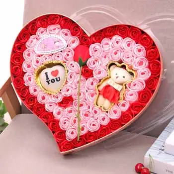 Valentine Ai Phải Tặng Quà? Giải Đáp Chi Tiết Phong Tục Ngày Lễ Tình Nhân