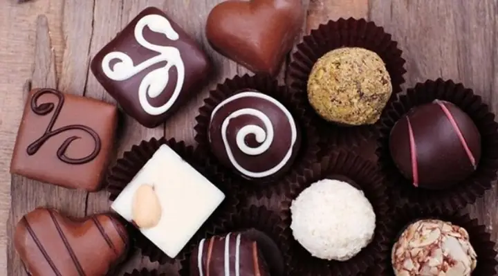 Valentine Trắng Nên Tặng Quà Gì Cho Chàng? Gợi Ý Chi Tiết Từ A Đến Z