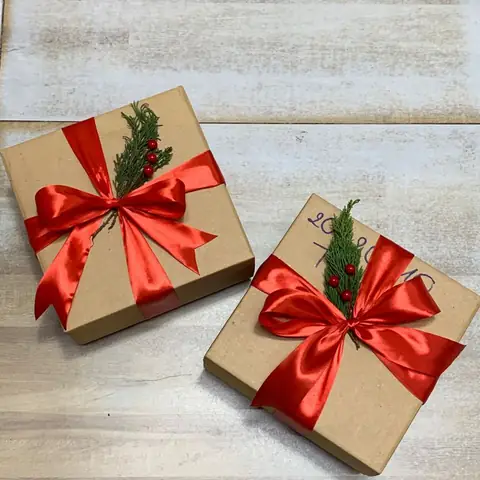 Hướng dẫn vẽ trang trí hộp quà bằng kỹ thuật origami và calligraphy?