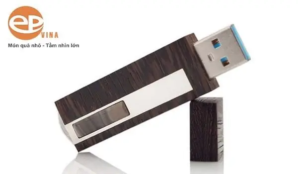 Chọn Xưởng Sản Xuất USB Quà Tặng Uy Tín: Kinh Nghiệm & Đánh Giá