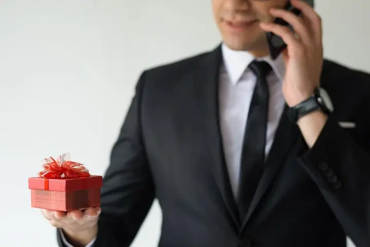 Ý nghĩa của quà tặng là gì và tại sao chúng ta nên tặng quà? Ý nghĩa của quà tặng là gì và tại sao chúng ta nên tặng quà?