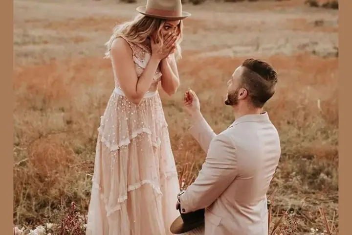 Ý Nghĩa Tặng Quà Ngày Valentine: Biểu Tượng Tình Yêu Vĩnh Cửu
