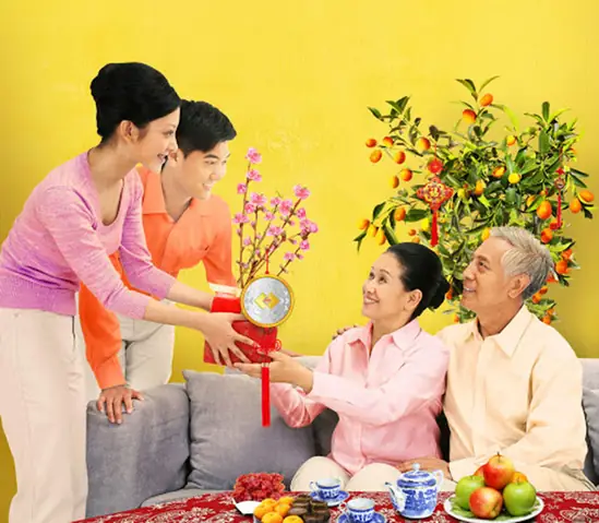 Ý nghĩa tặng quà Tết: Nét đẹp văn hóa và tình cảm Việt